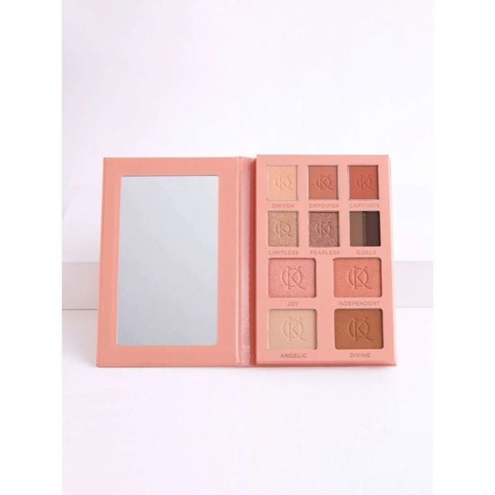 Kenia Ontiveros Glow and Go Kit